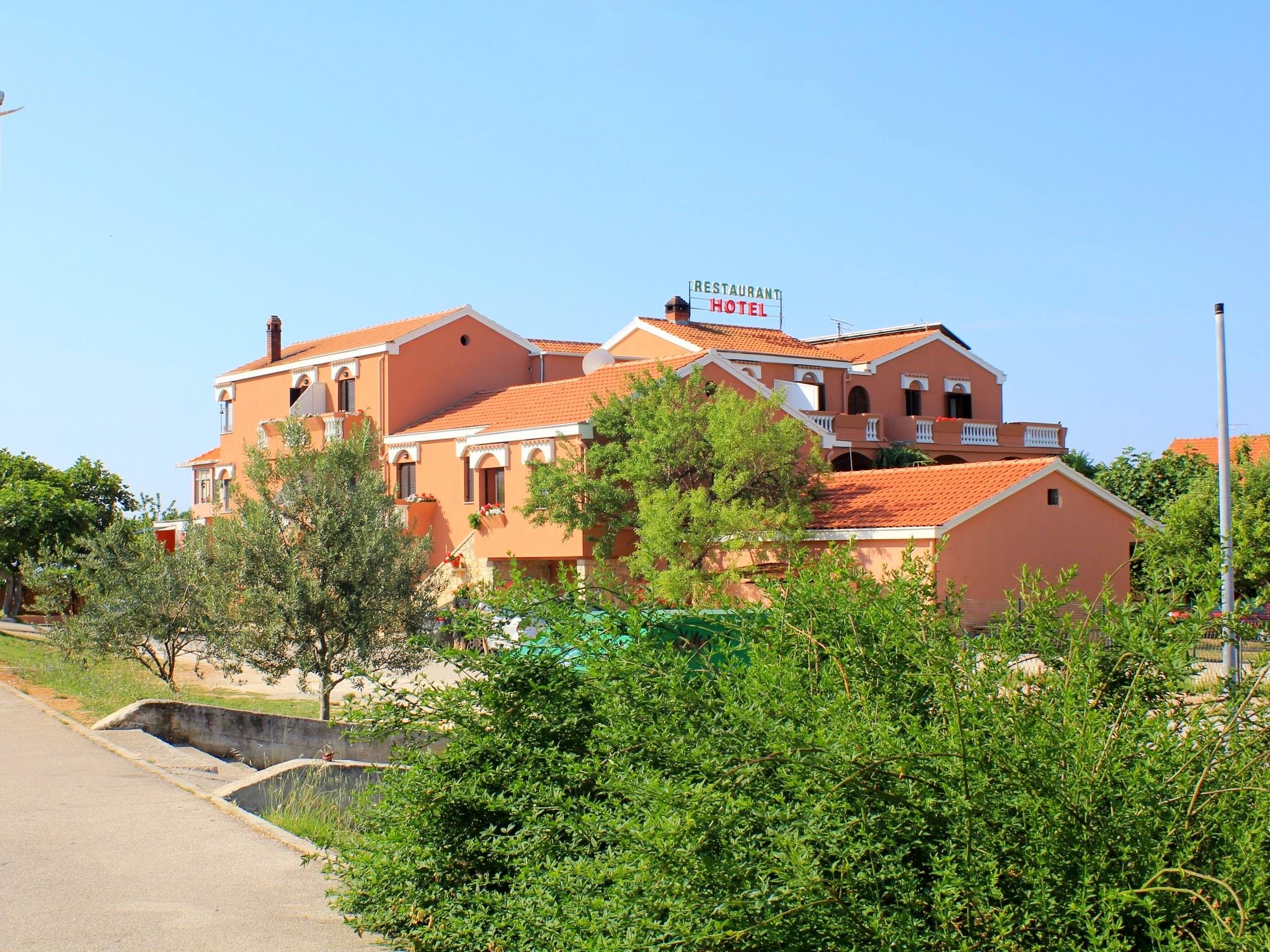 Hotel Marinko Задар Экстерьер фото