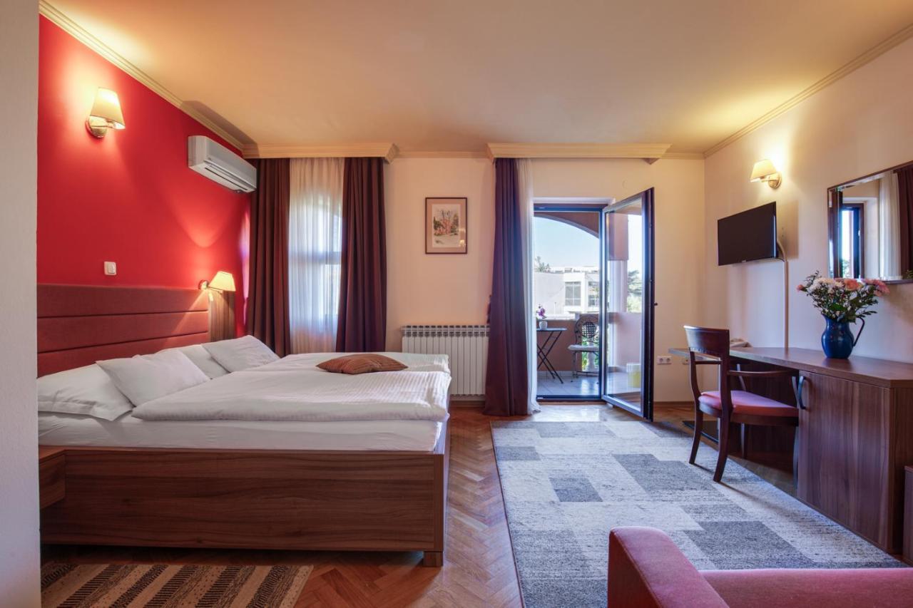 Hotel Marinko Задар Экстерьер фото