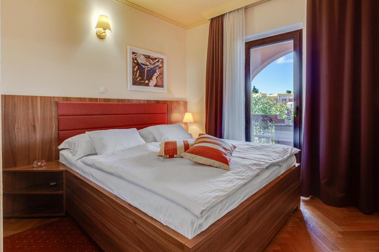 Hotel Marinko Задар Экстерьер фото