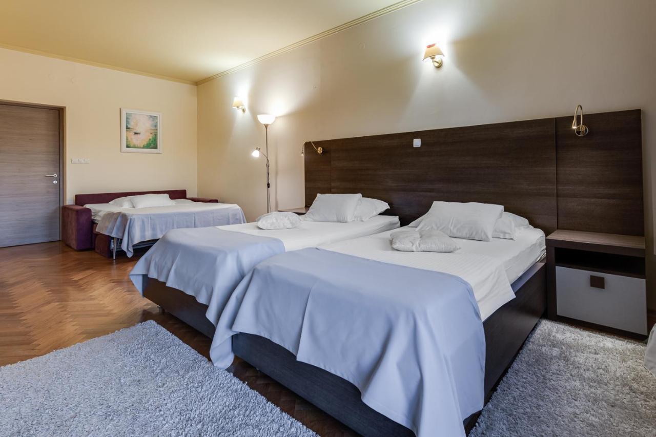 Hotel Marinko Задар Экстерьер фото